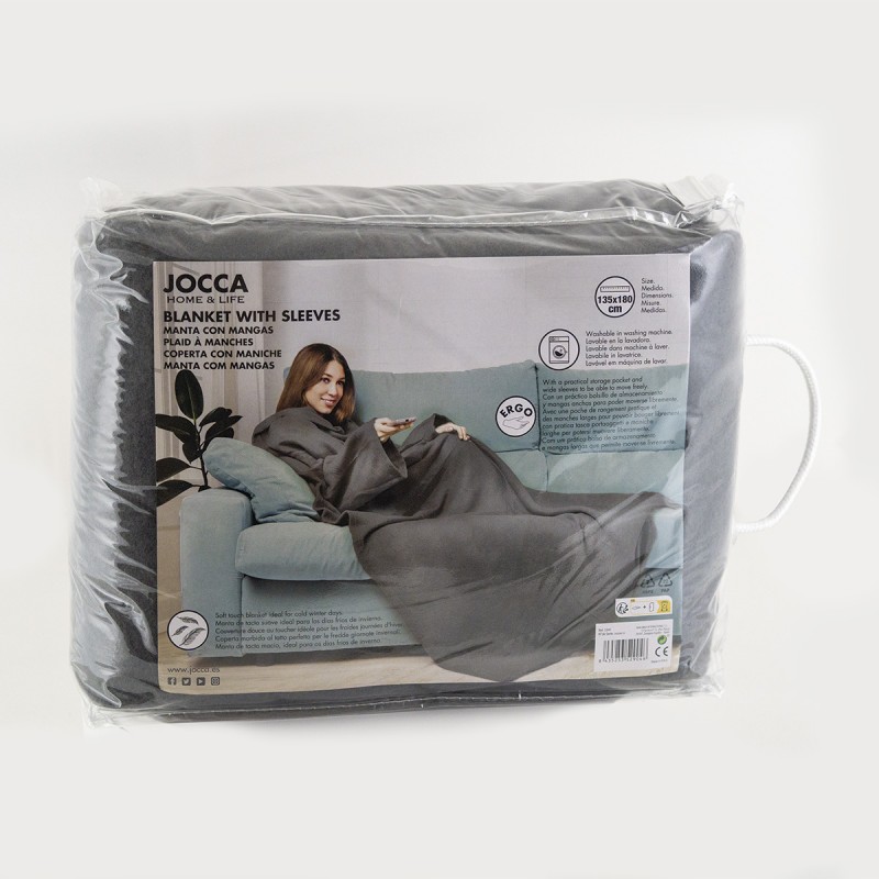 BLANKET WITH SLEEVES