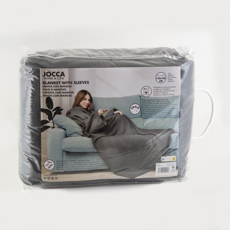 BLANKET WITH SLEEVES