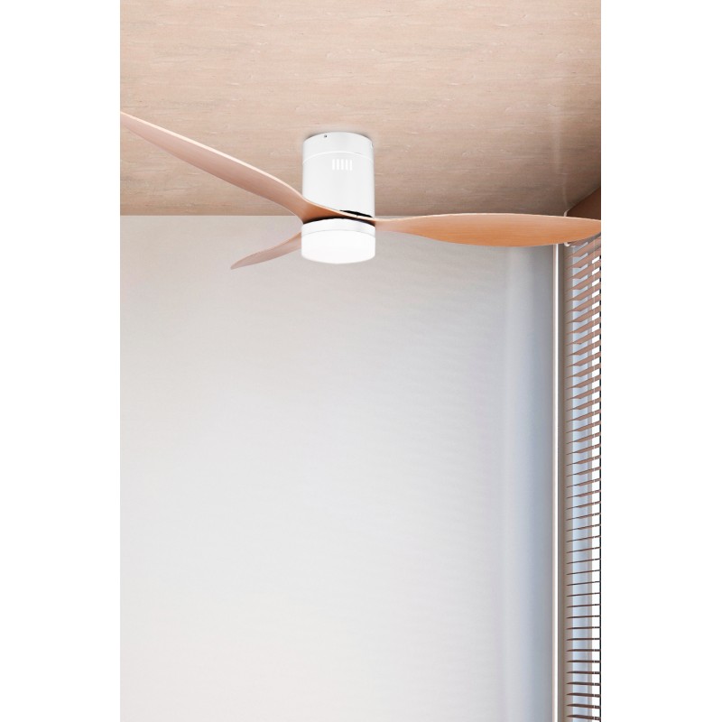 CEILING FAN WITH LIGHT AND SUMMER/WINTER FUNCTION