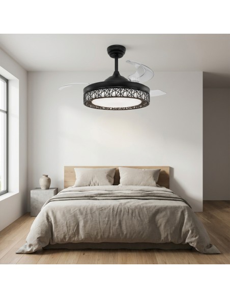 Ventilatore a soffitto con lame leggere e retrattili 2