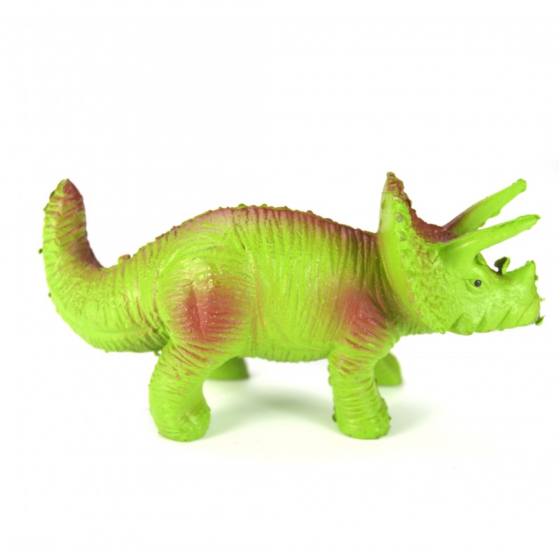 3 HUEVO DE DINOSAURIO