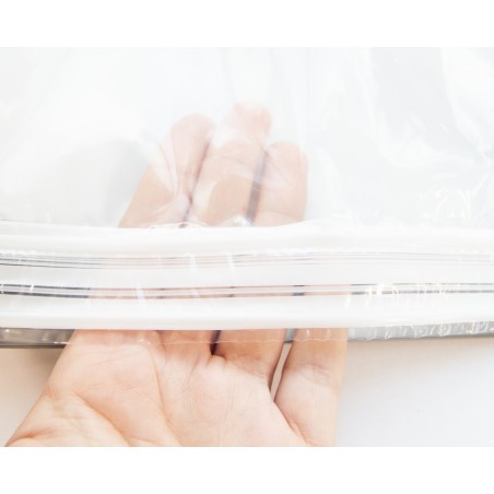 IT 'S A SPACE SAVING SUITCASE