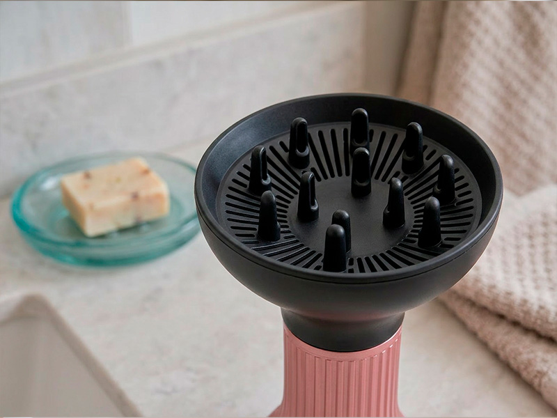 Asciugatrice per diffusore compatto per routine riccia